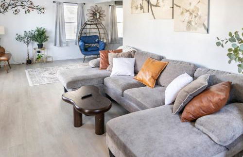 Euclid Near Lake Erie Cleveland king bed - Foto 1