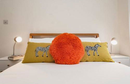 Newly Renovated Modern 4 Bed 3 Bath Apartment London - Foto 19