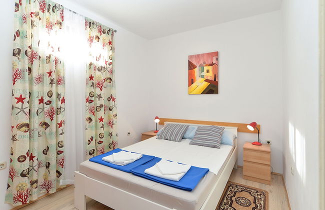 Apartments Mira 295 - Photo 2