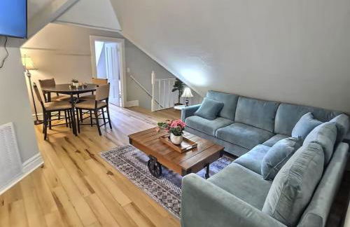 Sleeps 30+ • 10BR Mansion •Events • Bar • Backyard - Foto 35