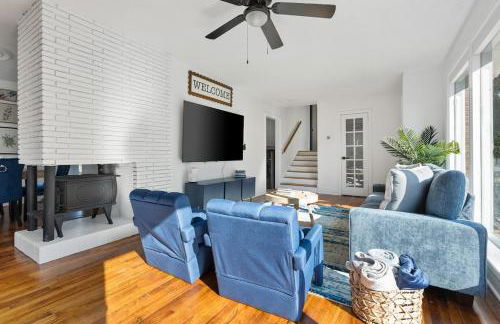 Orange Pit - 3BD 2BA Luxury Retreat - West Cola - Photo 6