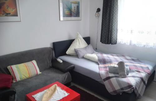 Am Bahnhof - Foto 65