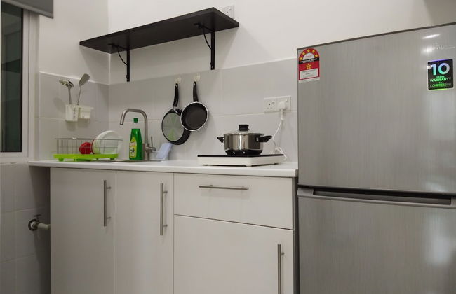 Suria Next To Desa ParkCity - Photo 12