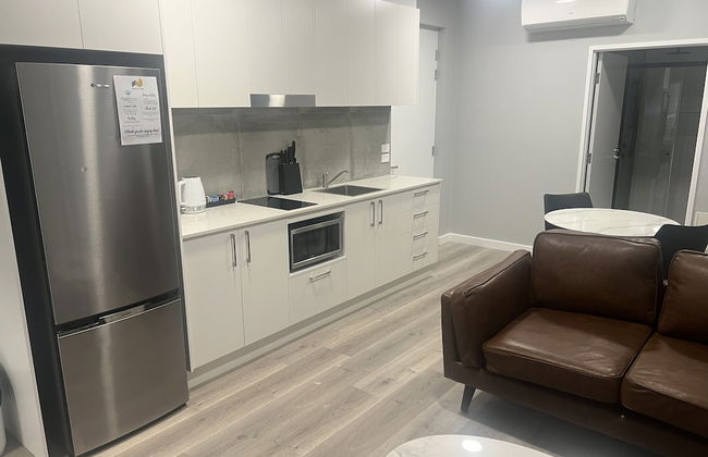 Nouveau on Young - Photo 10