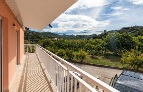 2 Bedroom Awesome Home In Peracko Blato - Foto 11