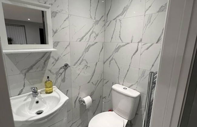 Luxury Detached Studio Apartment in Luton - Foto 8