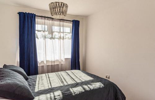 2 Bedroom Apartment Denton, suitable for professionals needing a peaceful work environment - Foto 19