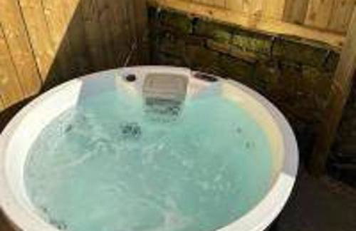 Foundry Farm Arch- pod inspired home - Photo 7