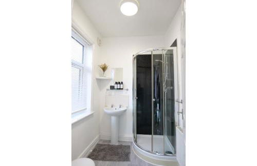 Town Centre House with parking, Wi-Fi - Foto 15