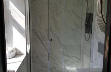 The Queens Head, Parkside apartment 3 - Photo 5