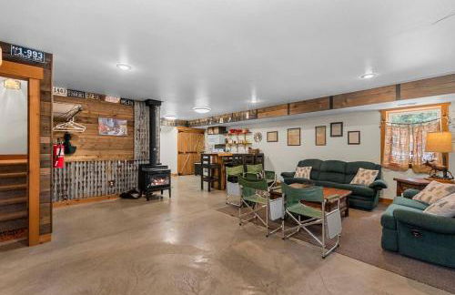 River's Bend Lodge - Hot Tub, Fire Pit, Games & Ski - Foto 27