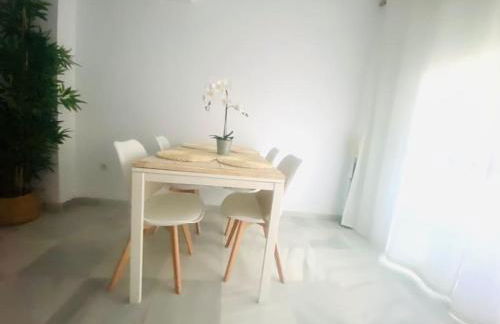 Apartamento de dos dormitorios en Almería. - Foto 34