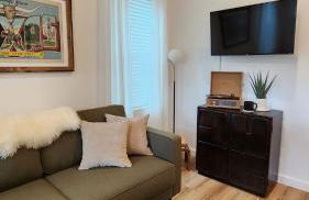 Stay at The Oak - Downtown New Braunfels Getaway - Foto 37