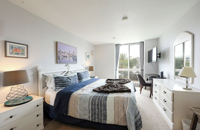 Oceanside Beach Condos - Photo 26