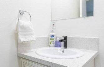 Enjoy Alhambra Night Life at 2BR Apt - Foto 12