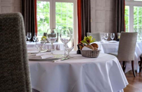 The Slaughters Manor House - Photo 10