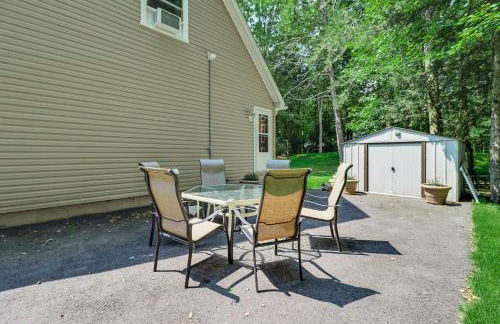 7 Mi to Big Boulder Resort-Style Poconos Retreat - Foto 26