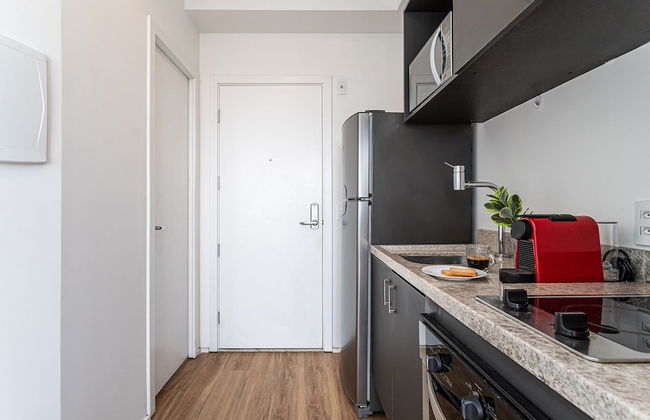 Setin Downtown Praca da Sé by Viva - Prédio completo com piscina perto de estação de metrô no Centro de São Paulo - Foto 67