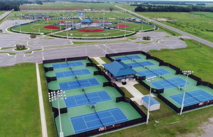 New Breezy Cottage - King Bed - Mini-Golf - Park - Foto 31