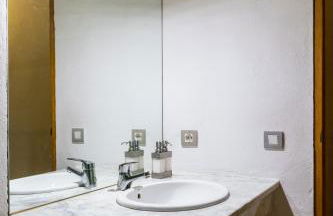 Antigua Panadería de Valdelarco, chimenea con horno 2 Hab 4 pers mas 2 max - Foto 24