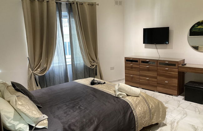 Side SeaView 3Bedrooms Apartment Sliema - Foto 7