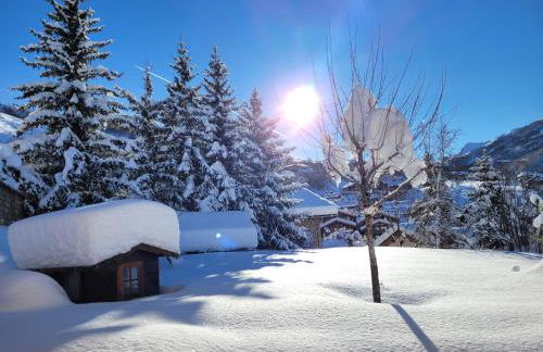 Chalet Coquelicot - confort montagnard et ambiance chaleureuse au cœur de Saint Martin de Belleville - Foto 25