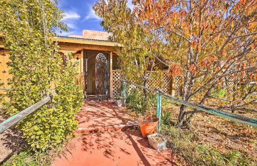 Idyllic Española Casita with Charcoal Grill - Foto 27