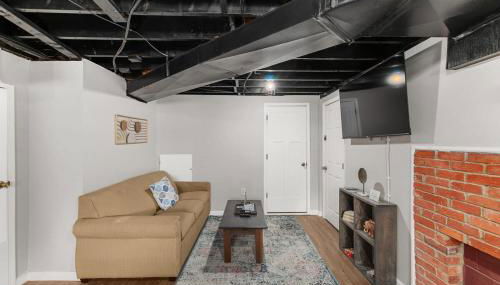 Broadmoor Bungalow - Unit B - Foto 5