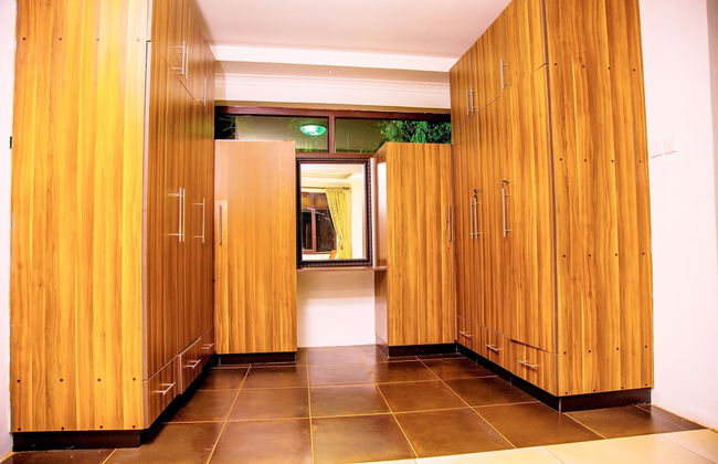 Victoria View Hotel - Photo 16