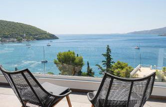 SEMIRAMIS Luxury Apartments - Photo 1