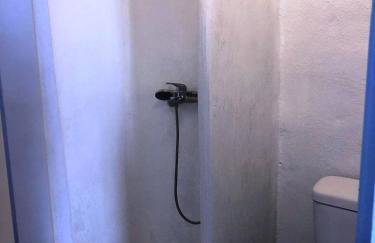 Salty Kisses and Sandy Toes, Seafront Syrmata Houses Authentic Milos Stay - Foto 12