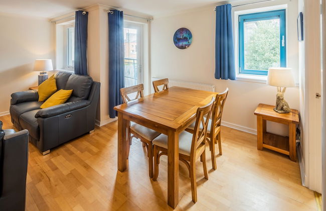 Stunning Shore Apartment with Balcony - Foto 11