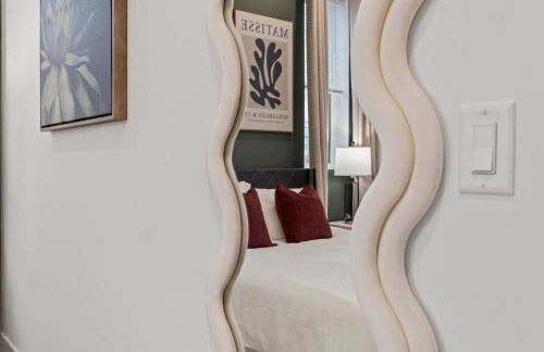 Charming LUXE 1BR, Free Parking, Kitchen and Laundry - Foto 34