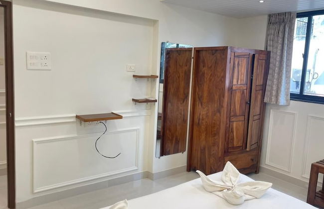 Monarch suites - Photo 14