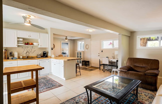 Movie Colony Oasis - Peaceful Walk to Downtown - Foto 43