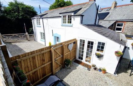 North Cornwall 2-Bed Detached Period Cottage With Parking - Foto 14