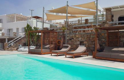 Senses Luxury Suites & Villas - Photo 4