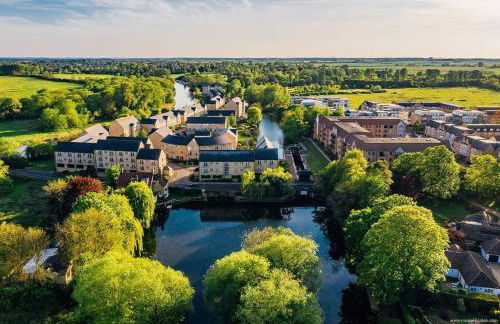 Meadow View Apt 2BR & 2 Bath Parking Near St Neots - Foto 1