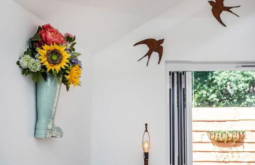 Garden Cottage, Cosy, Private, Short drive to beach - Foto 21