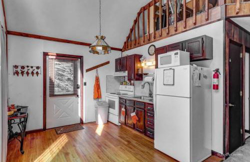 Beautiful Chalet with Hot Tub & Sauna in Poconos - Foto 18