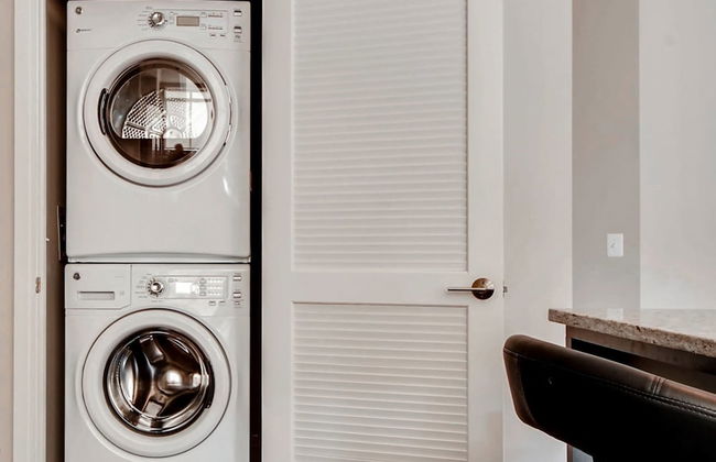 Bluebird Suites in Reston - Photo 18