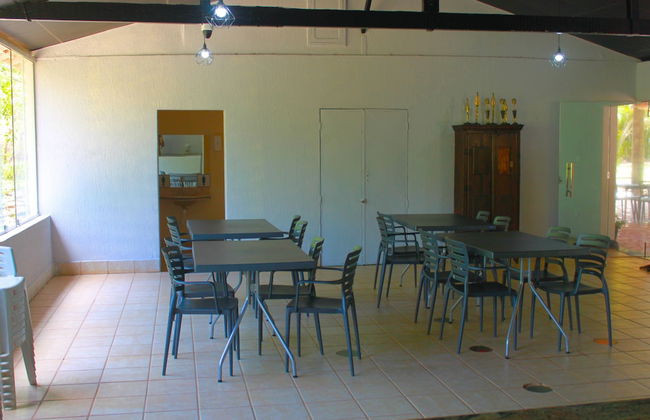 Hotel Tia Dora - Photo 49