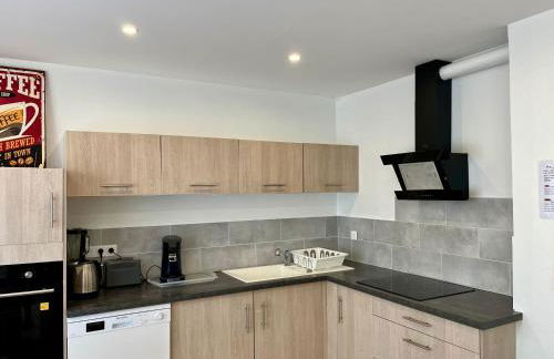 L indémodable rénové spacieux et lumineux avec 2 chambres - Foto 16