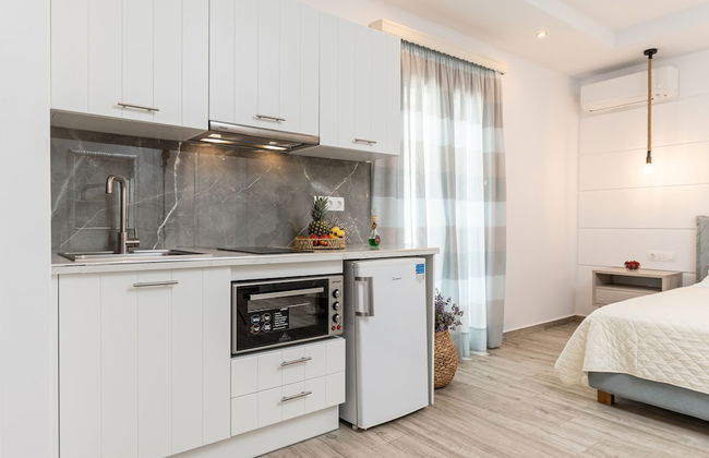 Sun Beach Hotel - Photo 46