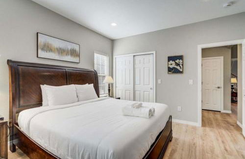 Luxury Retreat with Hot Tub Fire Pit & Forest Views - Foto 33