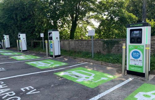 Cotswold Chapel, sleeps up to 5 in kingsize beds - Foto 16