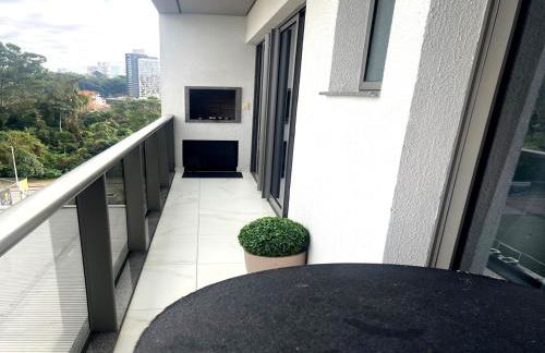 Ap completo a 900m da Vila Germânica com Piscina, Academia, Wi-Fi, Ar, Garagem e Tv no quarto - Foto 33