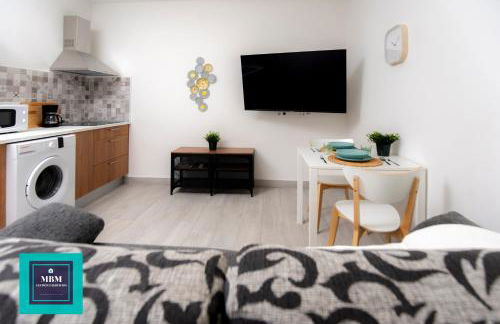 Mara 1 Playa del Burrero junto al mar wifi gratis - Foto 2