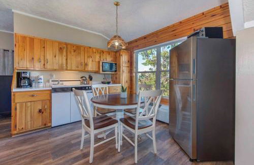 Near Douglas Lake Mountain Jewel Haven with Views - Foto 9