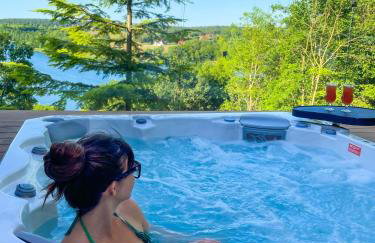 Zloty, a Skromny - ogrodzony domek z jacuzzi i widokiem na jezioro - Foto 33